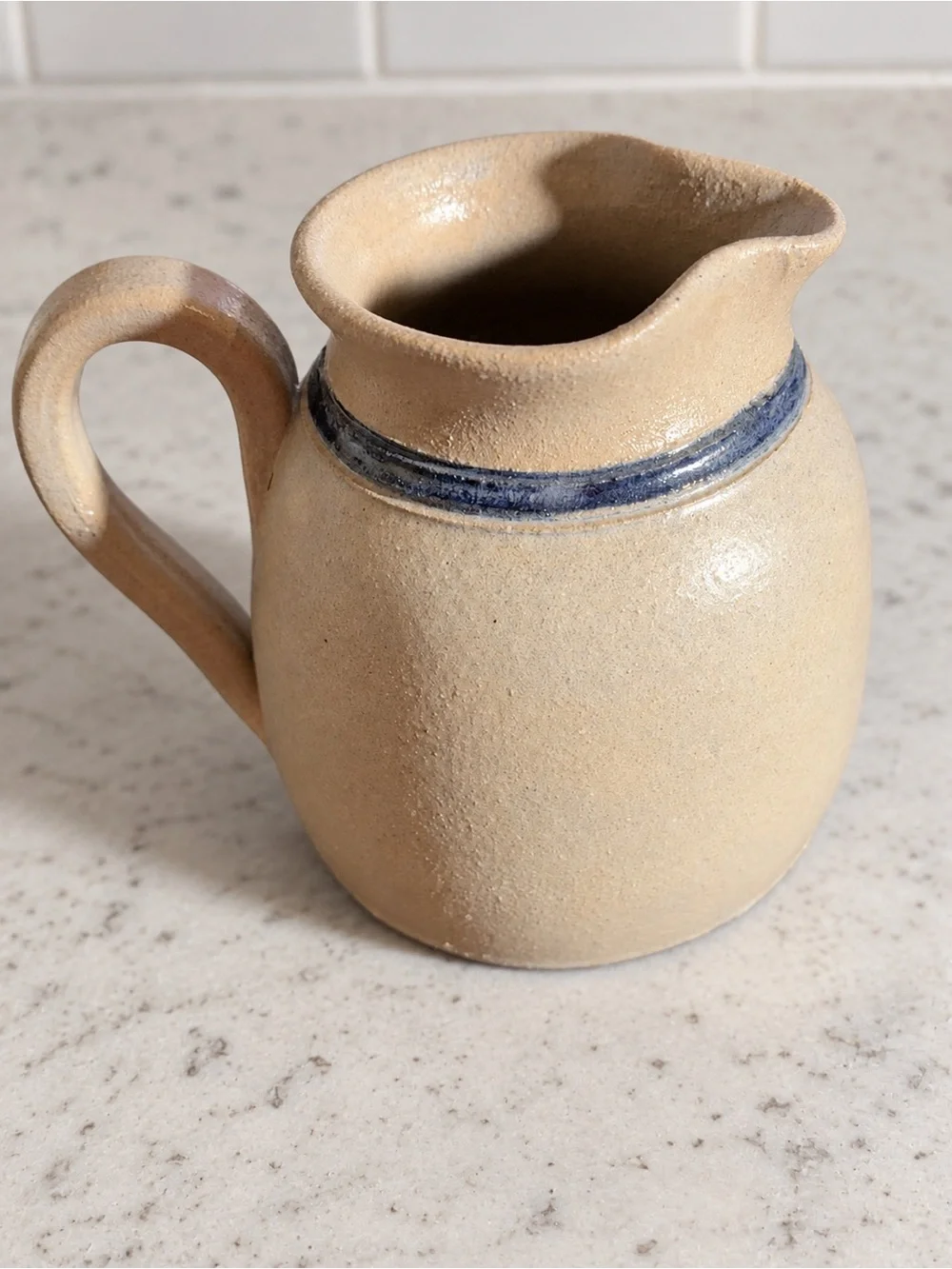 Ellis Pottery charming vintage